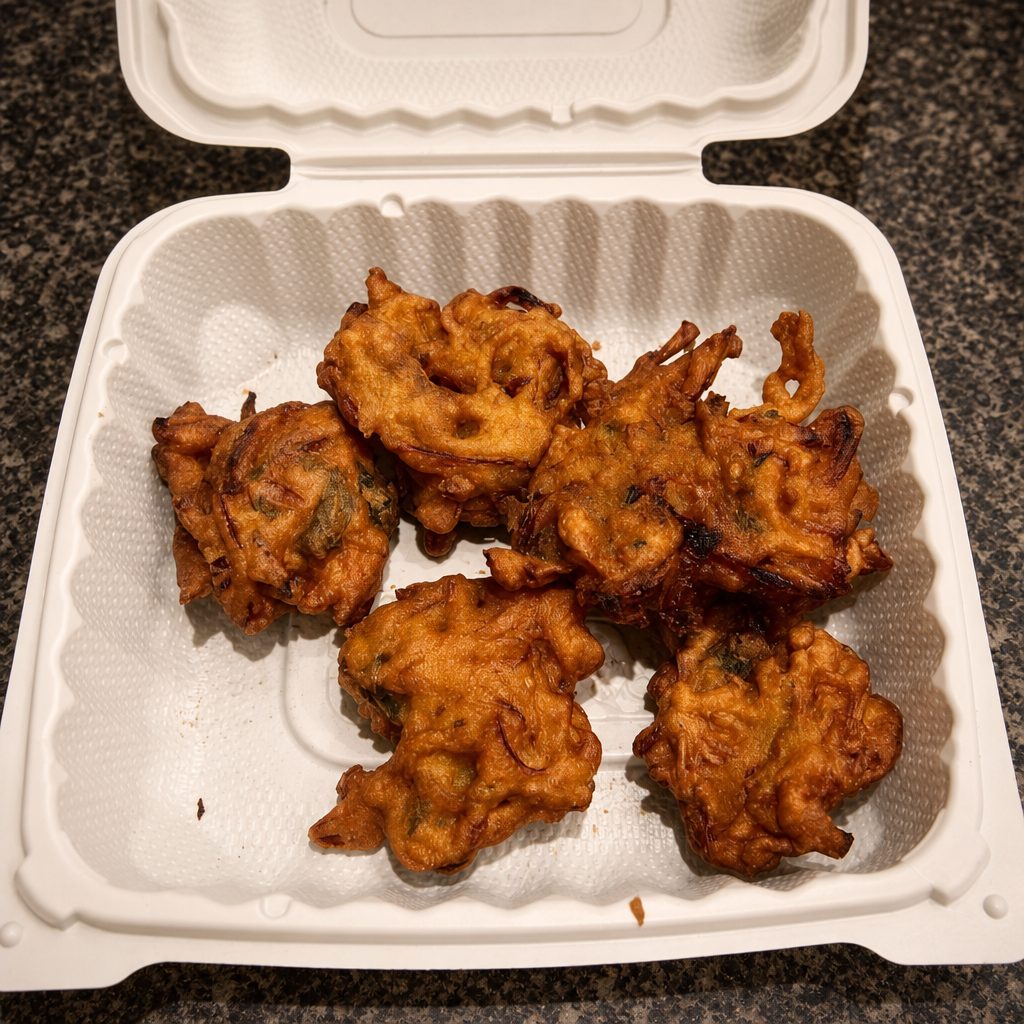Garam garam pakora.